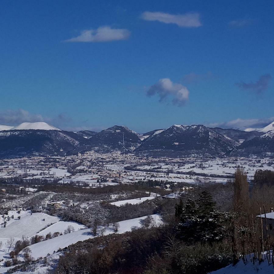 Il Ciliegio Del Pellegrino Appartement Gubbio Buitenkant foto