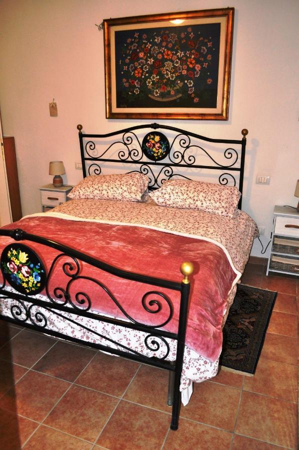 Il Ciliegio Del Pellegrino Appartement Gubbio Buitenkant foto